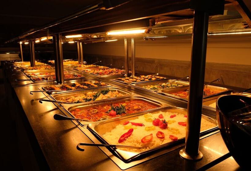 Отель Bodrum Holiday Resort & Spa