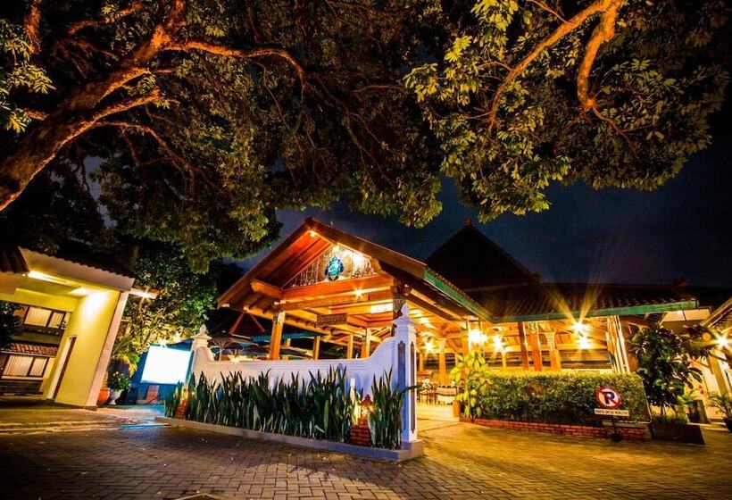 فندق Cakra Kusuma