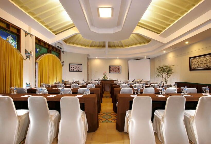 فندق Cakra Kusuma