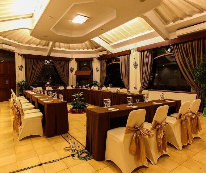 فندق Cakra Kusuma