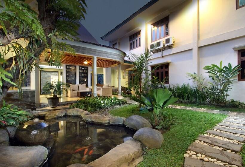 فندق Cakra Kusuma