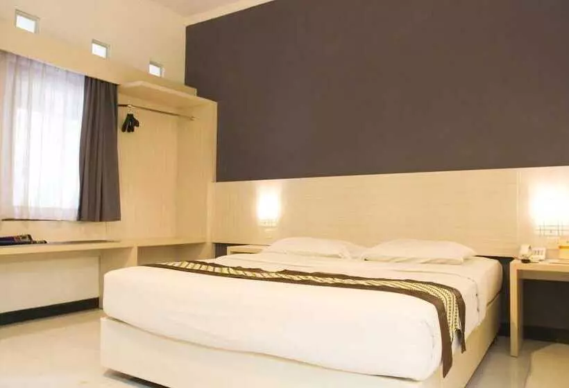 Отель Cakra Kusuma