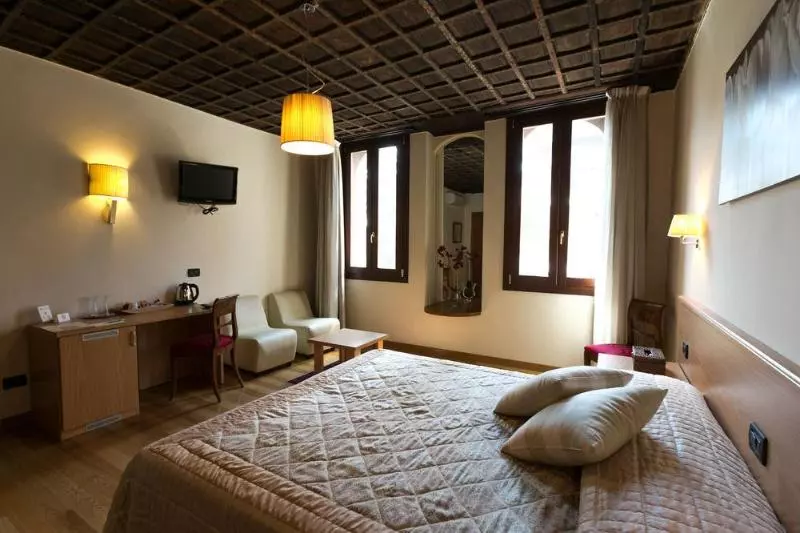 هتل Casa Del Pellegrino