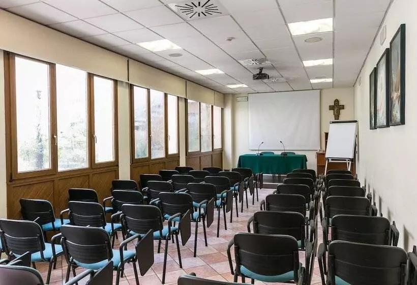 هتل Casa Del Pellegrino