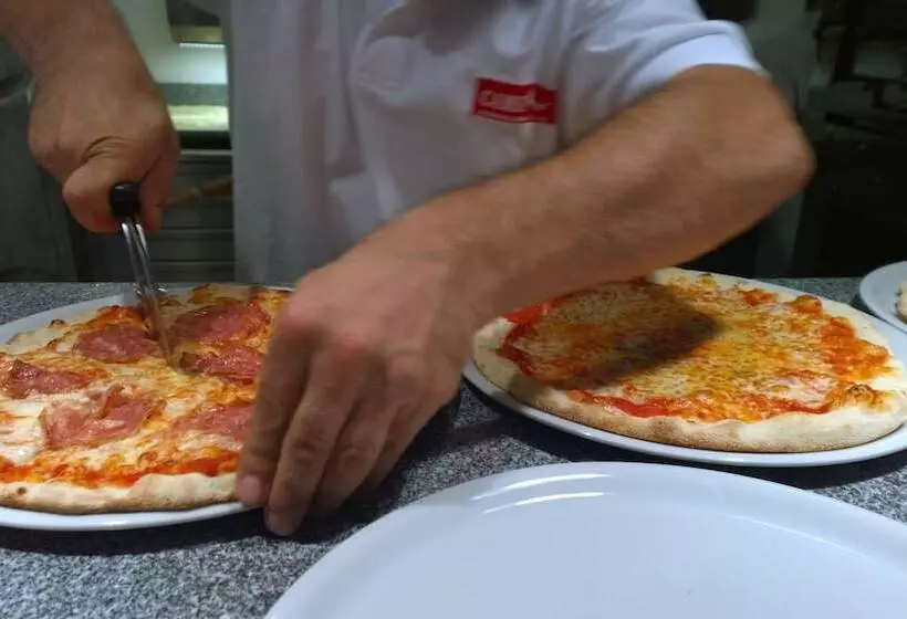 هتل Casa Del Pellegrino