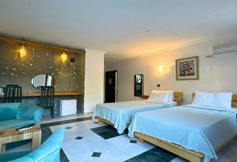 Club Mel Holiday Resort