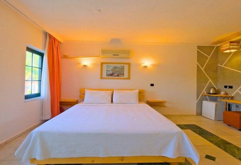 Club Mel Holiday Resort