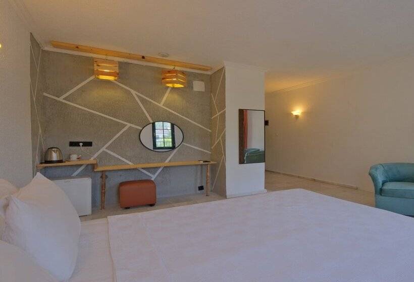 Club Mel Holiday Resort