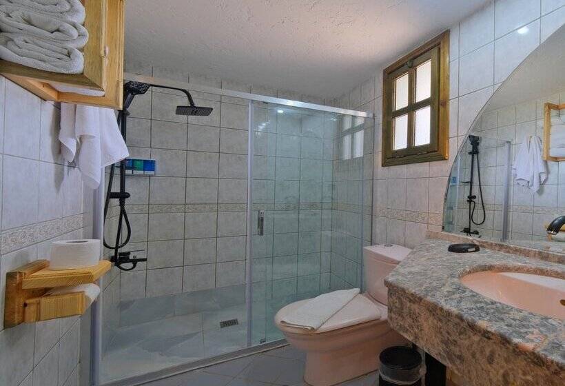 Club Mel Holiday Resort