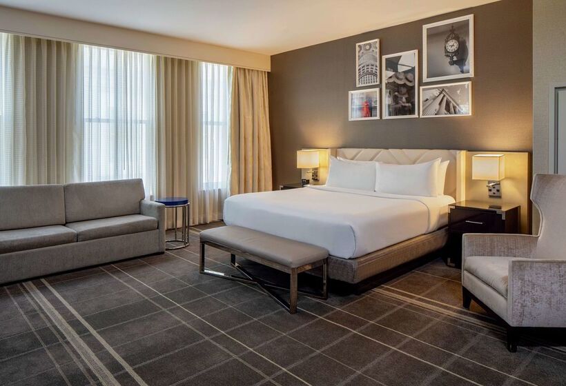 בית מלון כפרי Hilton Richmond Downtown