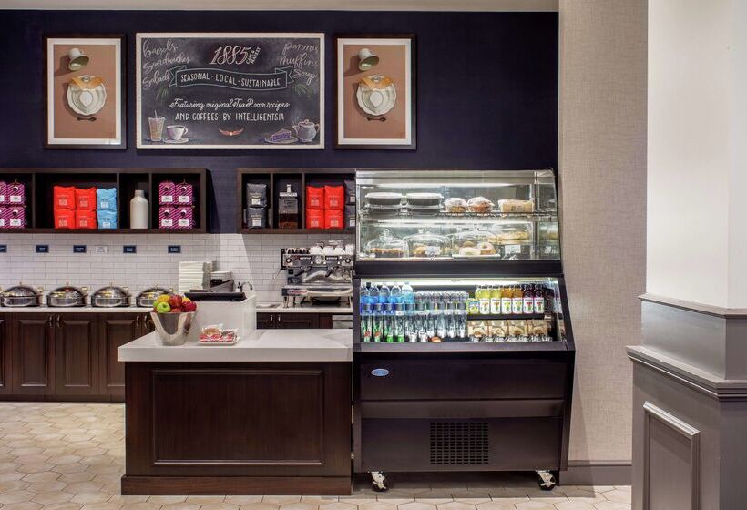 בית מלון כפרי Hilton Richmond Downtown