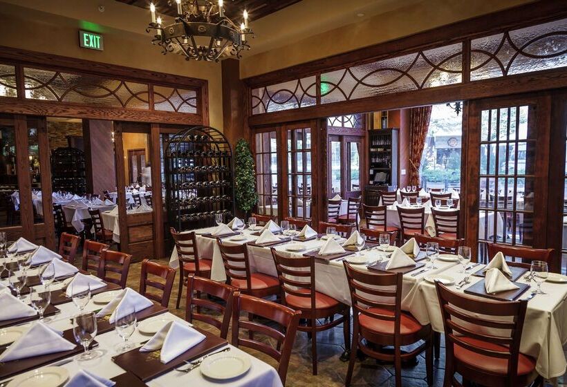 בית מלון כפרי Hilton Richmond Downtown