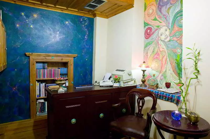 Отель Kyveli Suites