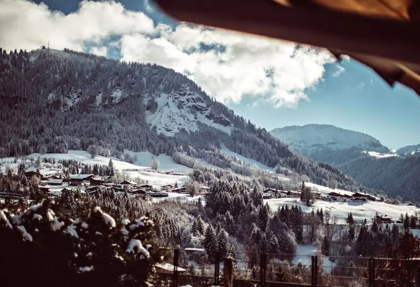 Отель L Alpaga, A Beaumier