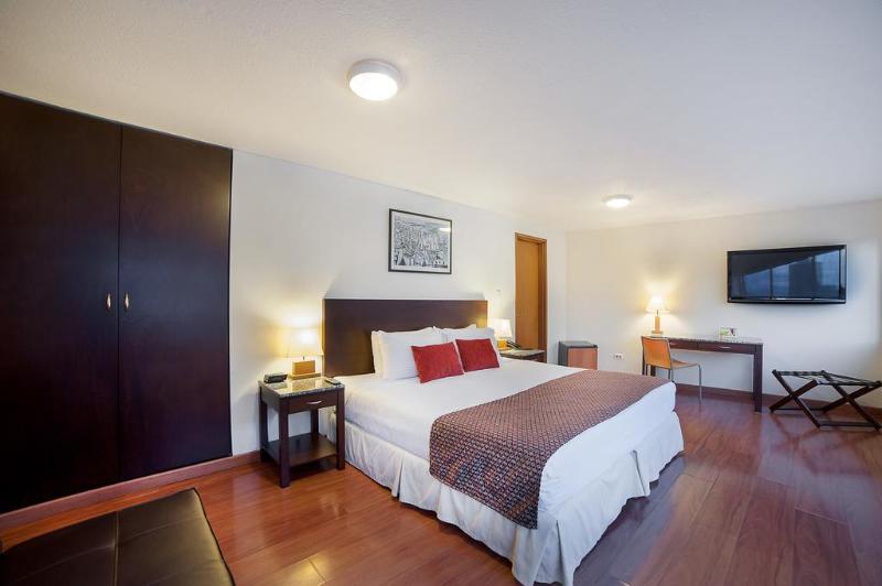 هتل Oceania Bogota