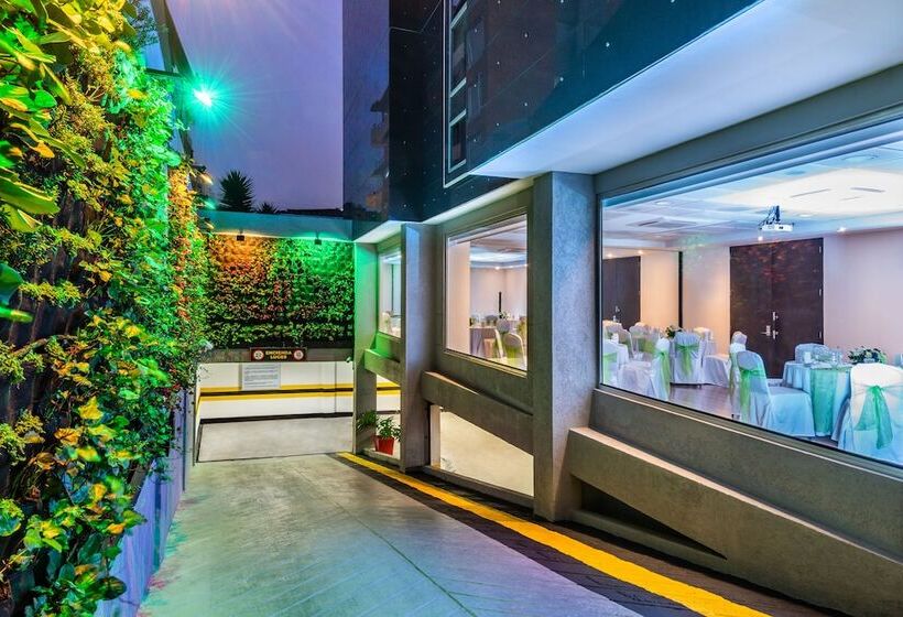 בית מלון כפרי One Sixteen