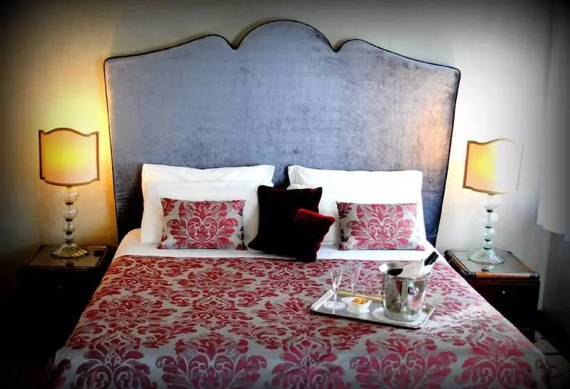 هتل Palazzo Del Giglio