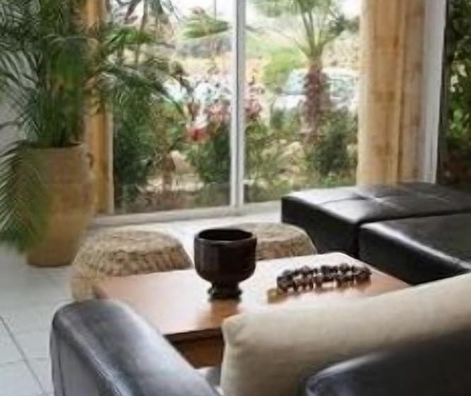 בית מלון כפרי Rhodian Sun