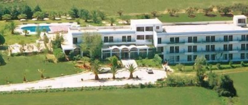 בית מלון כפרי Rhodian Sun