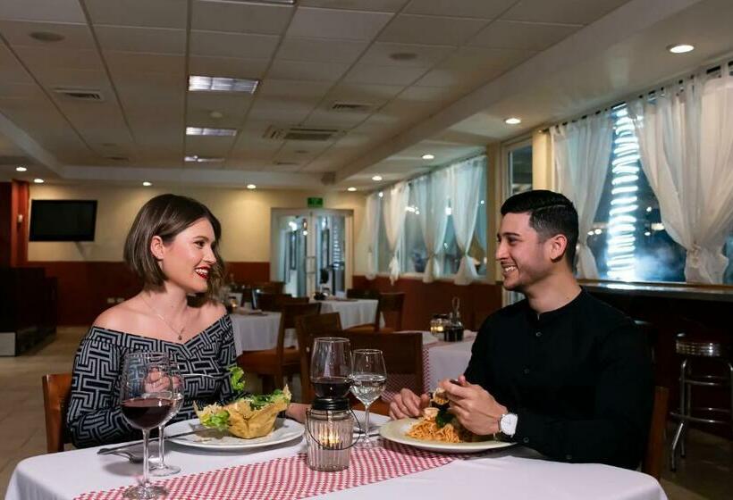 Szálloda Santa Fe Loreto by Villa Group