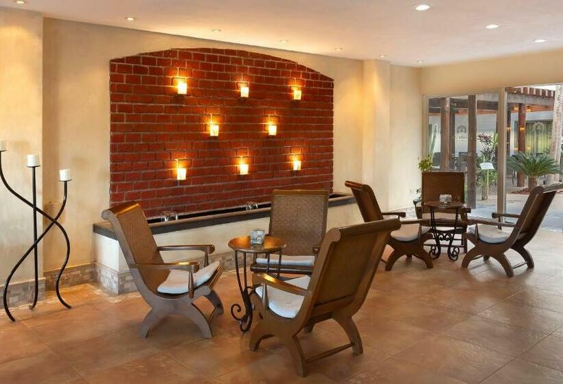 Szálloda Santa Fe Loreto by Villa Group