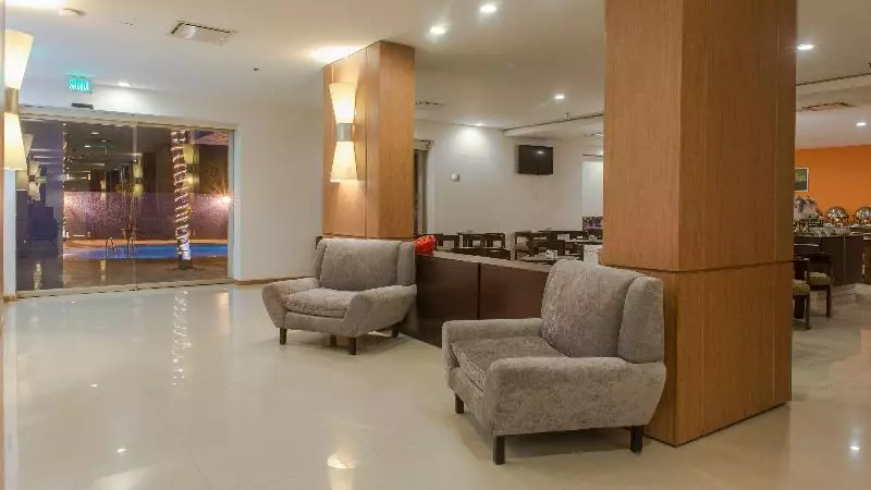 هتل Staybridge Suites Guadalajara Expo, An Ihg