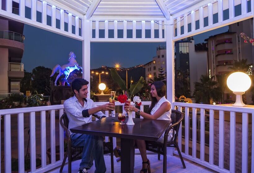 Tac Premier Hotel & Spa