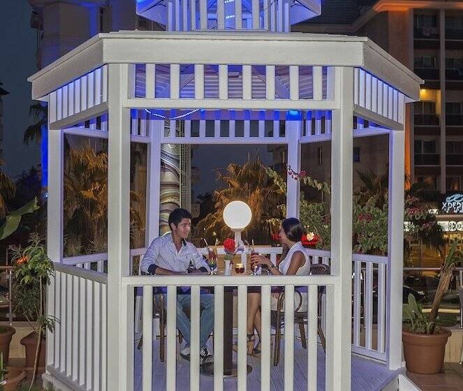 Tac Premier Hotel & Spa