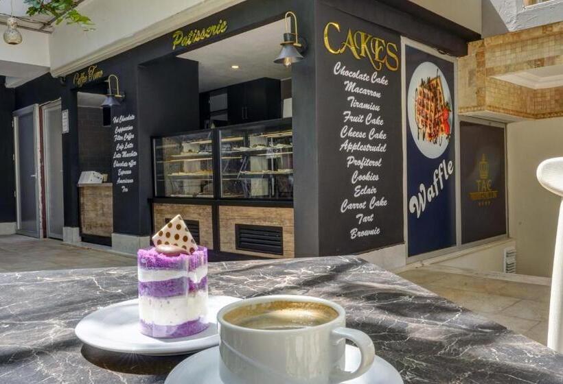 Tac Premier Hotel & Spa