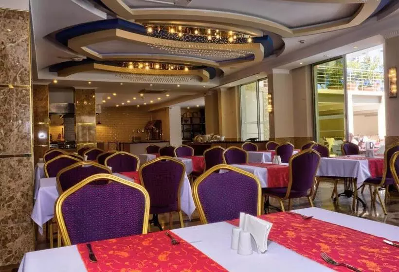 Tac Premier Hotel & Spa