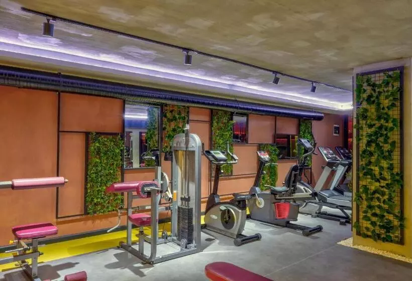 Tac Premier Hotel & Spa