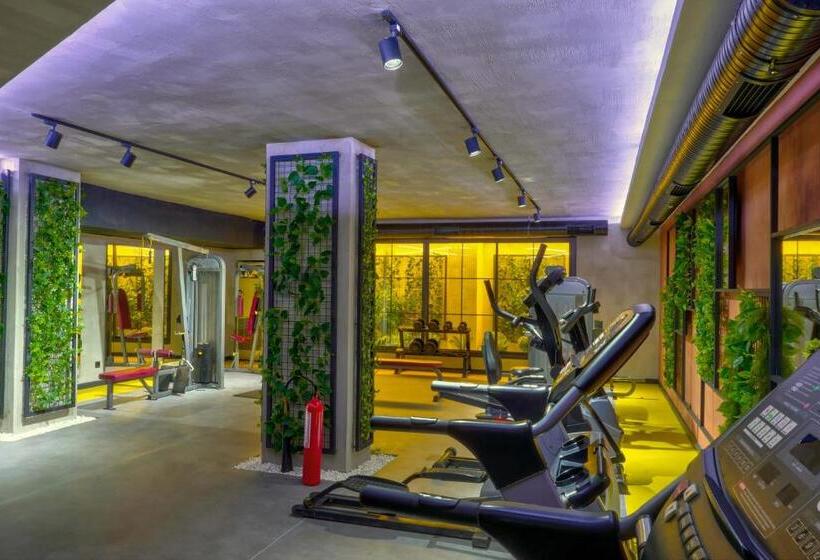 Tac Premier Hotel & Spa