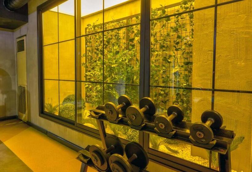 Tac Premier Hotel & Spa