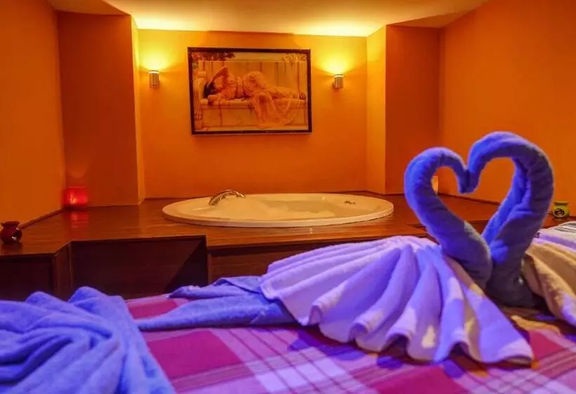 Tac Premier Hotel & Spa