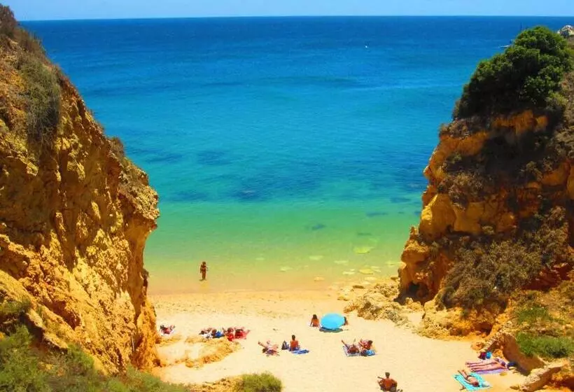 호텔 Villa Doris Suites