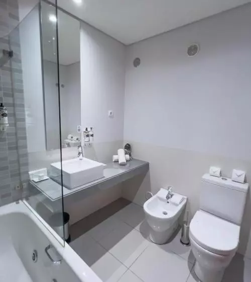 호텔 Villa Doris Suites