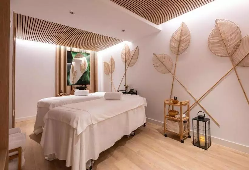 Valentin Somni Hotel & Suites