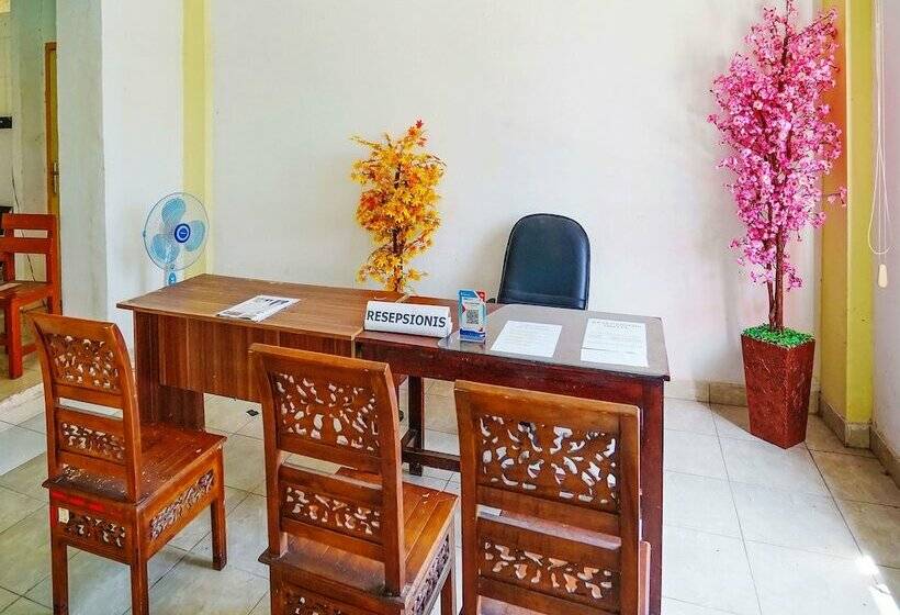 هاستل Spot On 2820 Hotel Perdana Syariah