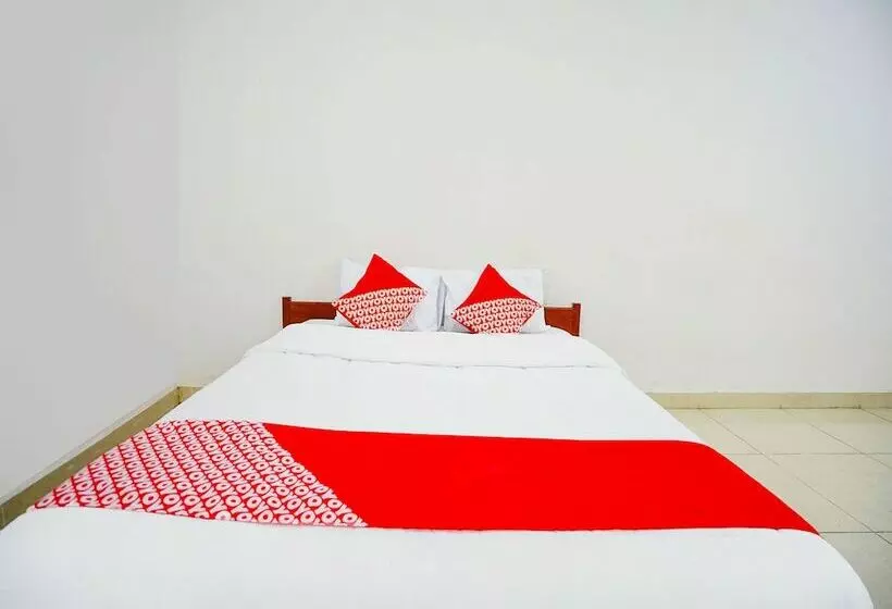 ユースホステル Spot On 2820 Hotel Perdana Syariah