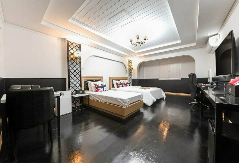 בית מלון כפרי Jnk