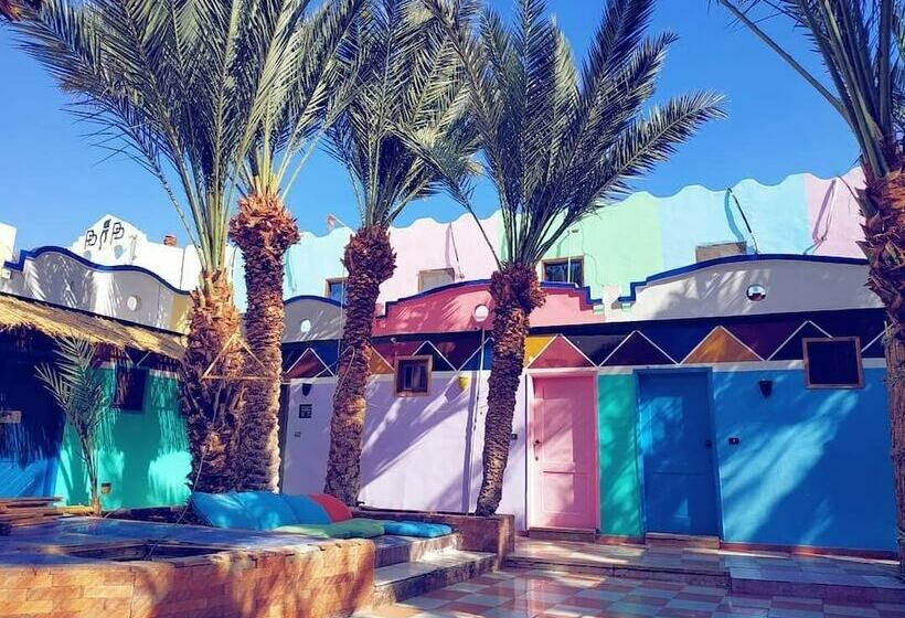 هتل Penguin Village Dahab