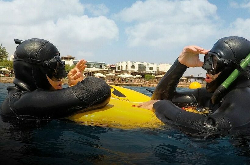 هتل Penguin Village Dahab