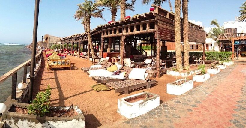 هتل Penguin Village Dahab