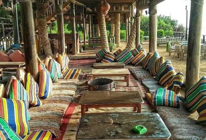 هتل Penguin Village Dahab