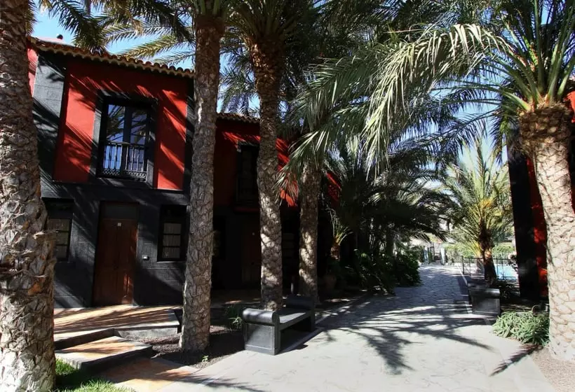 Apartamentos Punta Marina