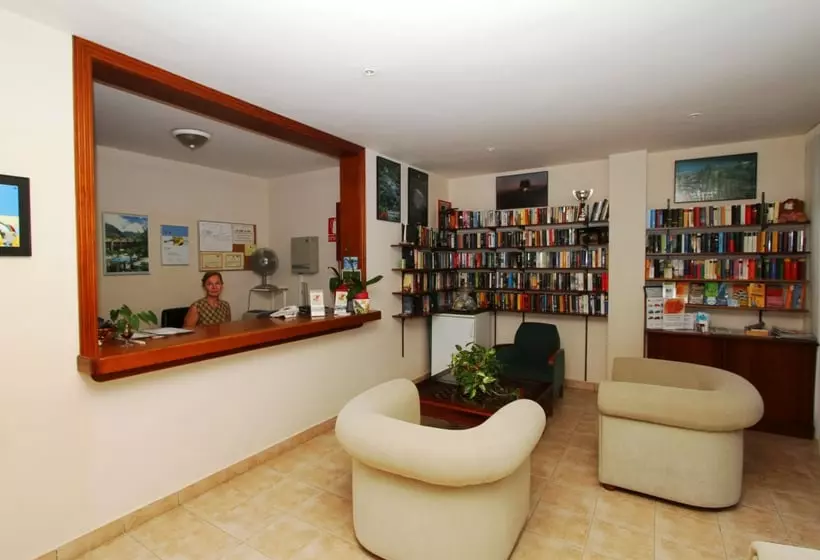 Apartamentos Punta Marina
