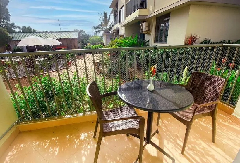 هتل Aastha Escape Resort Near Calangute Beach