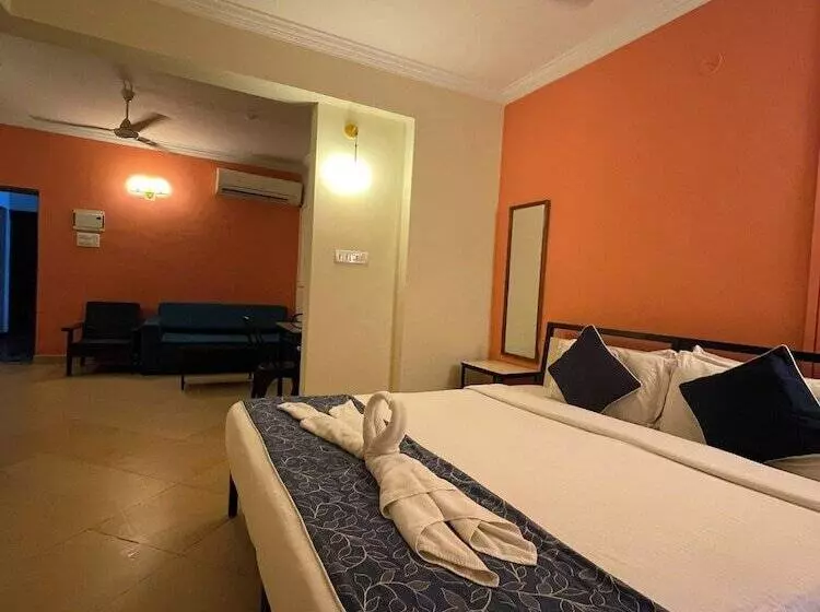 هتل Aastha Escape Resort Near Calangute Beach
