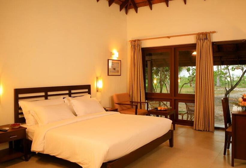 בית מלון כפרי Abad Turtle Beach