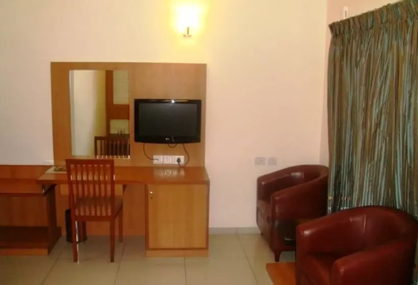 Отель Akshaya Lakshmi Comfort